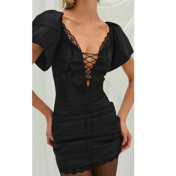 NWT FOR LOVE AND LEMONS SINGRID BLACK PLEATED MINI DRESS SIZE XS - Picture 1 of 10